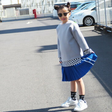 【アウトレット】韓国子供服 サイドラインプリーツスカート No.190109-02 女の子 ライン ボトムス 5分丈 7分丈 可愛い 大人っぽい 春 夏 スポーティー 青 ブルー 黒 ブラック ダンス リンク キッズ オシャレ お洒落 子供服 Cheeky ちーきー 韓国子ども服