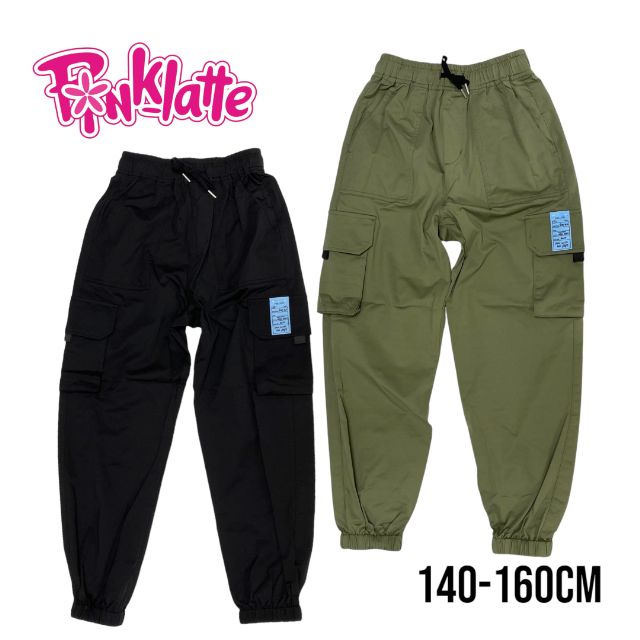 PINK-latte ベーシックカーゴパンツ No.319-68029（ 子供服 女の子 キッズ トドラー ジュニア ピンクラテ カーゴ パンツ ロングパンツ ウエストゴム 可愛い お洒落 お出掛け 定番 人気 流行 カジュアル クロ カーキ 春 夏 秋 ）