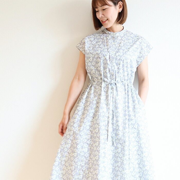 樂天商城 - リバティ 夏ワンピ　ClioスリムスリーブOP　＜メイモリス＞　白グレー　ゆるワンピ　きちんと見え　楽　ゆったり　着やせ　リバティプリント