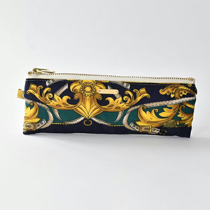 Rakuten - PEN POUCH スカーフポーチ 一点物ポーチ マチなし ファスナーポーチ ペンポーチ ペンケース 小物入れ 小物収納 バッグ整理 旅行 メイク道具 化粧ポーチ メイクポーチ かわいい おしゃれ 人気 洗える プレゼント プチギフト 贈り物 ギフト Chicolatte チコラッテ