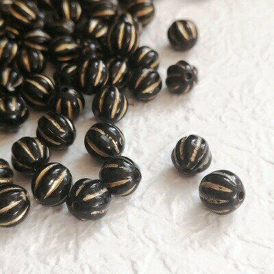 【クーポンで 半額 】 【 黒 40個 8mm 】 カボチャ 丸玉小 アンティーク黒 アクリルビーズ かぼちゃ ベ..