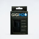 特徴 GiGi H2Oは、ボングで使用可能なオート型510規格バッテリーです。ボングを使用せず、通常の510規格バッテリーとしてもお使いいただけます。軽量でコンパクトサイズのため、持ち運びにも便利です。プレヒート機能搭載で、ワックス用アトマイザーにも対応しています。 ・3段階出力調整機能（2.6V、3.4V、4.0V） ・オートパフ仕様 ・プレヒート機能 ・オートシャットアウト機能（5分間） 使用方法 1. リキッドカートリッジを本体に取り付けます。 2. 下記のように使用します。 ボングに取り付けて使用する場合：本体底部のシリコンキャップを外してアダプターを取り付け、ボングに装着し、ボングの吸引部分を吸い込むと起動します。 単体で使用する場合（ボングを使用しない）：リキッドカートリッジのマウスピース部分を吸い込むと起動します。 　・3回クリックで、電圧を調整することが出来ます。（緑＝2.6V 青＝3.4V 赤＝4.0V） 　・吸引中はLEDライトが点灯します。 　・10秒間以上継続して吸引すると、安全機能が起動し自動的にオフになります。 3. バッテリー残量がなくなったら、付属のUSB充電ケーブルをバッテリー本体側面にあるUSBポートに接続して充電してください。 5回クリック：本体のON/OFF 3回クリック：出力調整（緑＝2.6V 青＝3.4V 赤＝4.0V） 2回クリック：プリヒート（1回クリックで解除） ※本品を使用するには、別売りの510規格用リキッドカートリッジ（マウスピース）が必要です。 ※カートリッジの直径は12mmまで使用可能。 商品付属品 ・充電式510規格用デバイス（バッテリー） ・USB充電ケーブル（タイプ-C） ・14mm、19mmアダプター（オスタイプ） 仕様詳細 ・容量　500mAh ・質量　約26g ・電圧　緑色 2.6V、青色 3.4V、赤色 3.6V ・サイズ　54mm × 35mm × 17mm 注意事項 本品は20歳以上の方の利用を想定しております。幼児の手の届かない所に保管してください。リキッドカートリッジ内のリキッド切れは、空焚きの原因となりますので、リキッドが完全に無くなる前に取り換えてください。また、ワックス用アトマイザー使用時に、ワックスが付着していない場合もベポライザーの故障の原因となります。ワックス用アトマイザーは消耗品であり、味や煙の量にも影響してくるので、定期的な交換が必要になります。初めてご使用の際は、必ずフル充電してからご使用ください。充電中のご使用は危険ですのでお止め下さい。