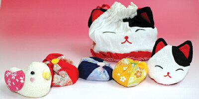 吉祥招き猫シリーズお手玉入り巾着(2色)