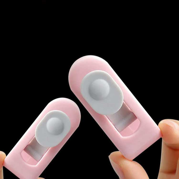 挟むだけ ズレ防止 キルトクリップ 布団固定クリップ 防止 30個セット ズレ 毛布 ...