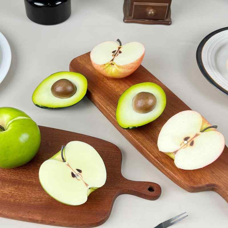 食品サンプル 見本 りんご アボカド アップル フェイク カット フルーツ 果物 オーナメント PU ハーフ 展示 モーニング 朝食 写真 撮影 小道具 食育 おままごと