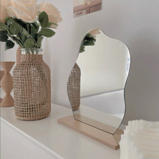 WOODウネウネミラー 韓国インテリア おうちカフェ インテリア雑貨 インテリア小物 カフェ 韓国カフェ風 お家カフェ韓国雑貨 カフェ風 韓国インテリア