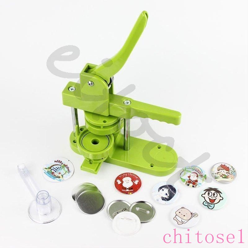 期間限定5%クーポン 缶バッチマシーン 缶バッジマシン25/32/37/44/58mm 100個材料付き 製作キット パーツ 手作り 業務用 家庭用 chitose1 多機能 軽量 大容量 省スペース 通勤通学 インテリア 収納便利 着回し [3]