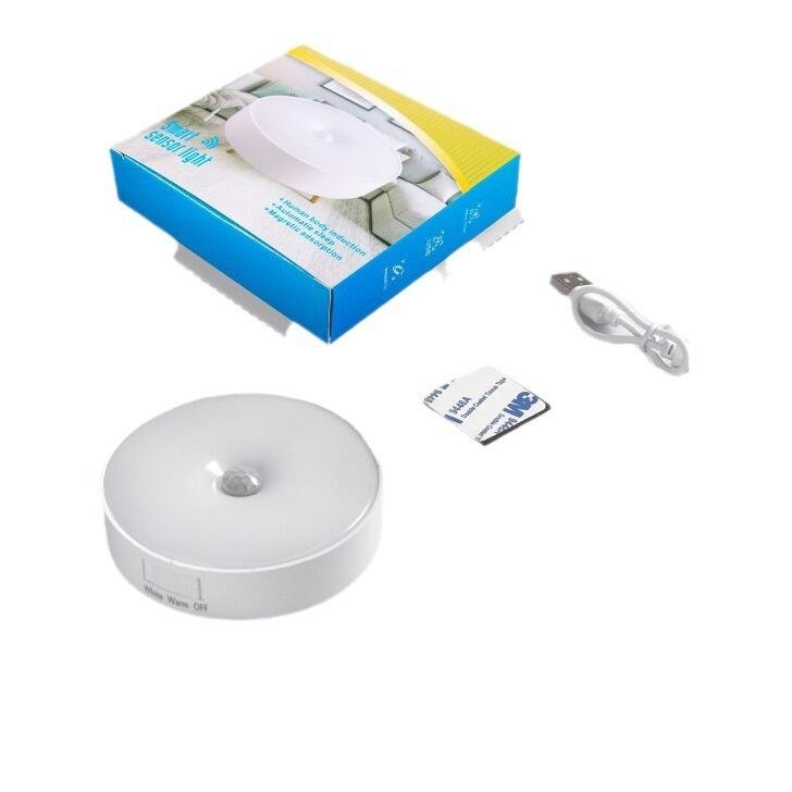 期間限定5%クーポン センサーライト 室内 充電式 懐中電灯 2色（電球色+昼光色）無段階調光 人感センサ..