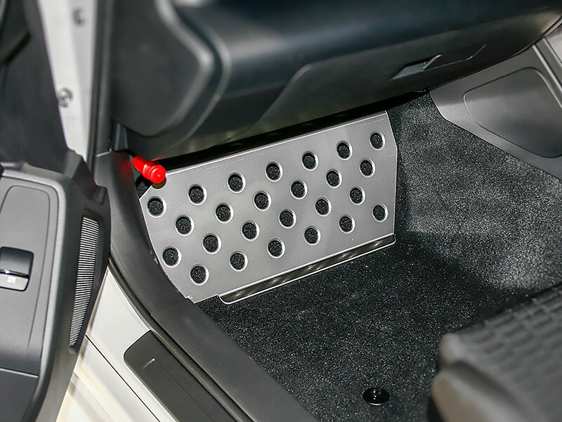 オクヤマ パッセンジャープレート BRZ ZC6 アルミ 助手席用 フットレスト 簡単取り付け 420 019 0 OKUYAMA 2
