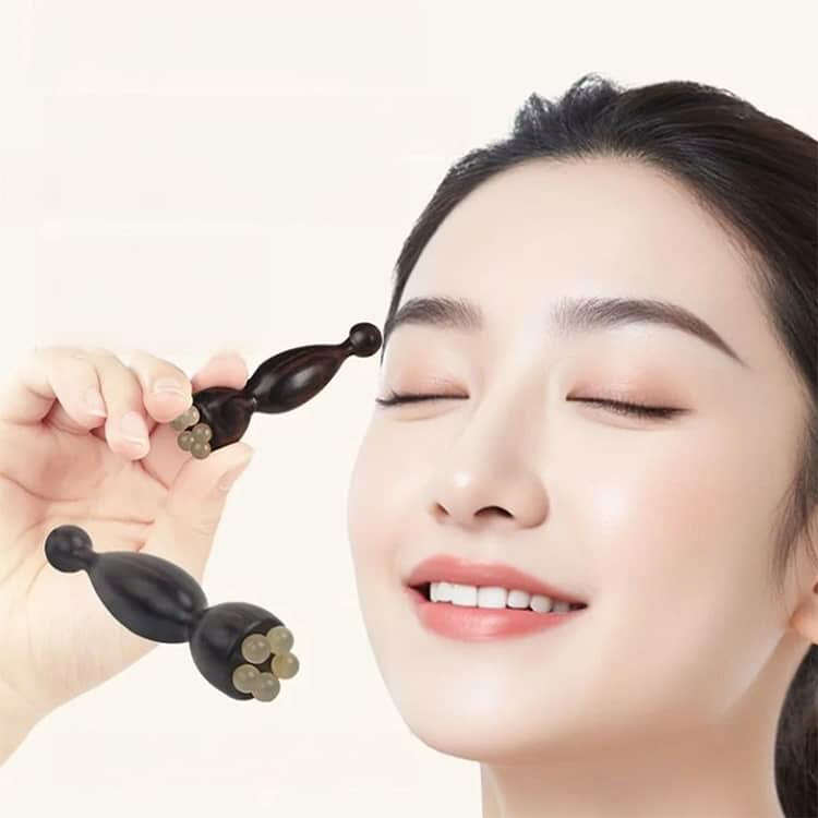 ちっとしょっぷの2個セット 蓮の実 2個セット 美顔器 経絡 フェイスローラー 小顔 ツボ押し ひょうたん型 むくみケア 目元ケア 蓮モチーフ スキンケア 美顔器 耳ツボスティック 表情筋 フェイスライン健康グッズ フェイスマッサージ 目元美容 コンパクト｜アングル3