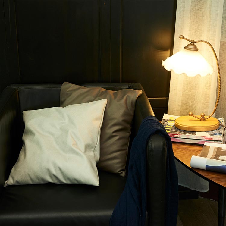 おしゃれ 北欧 フェイクレザー 送料無料 おしゃれ フェイクレザー 45×45cm 背当てカバー 座布団カバー クッションカバー 防水 カラーレザー 角型 合皮 カバー クッションカバー 撥水 キズ防止 クッションカバー [3]