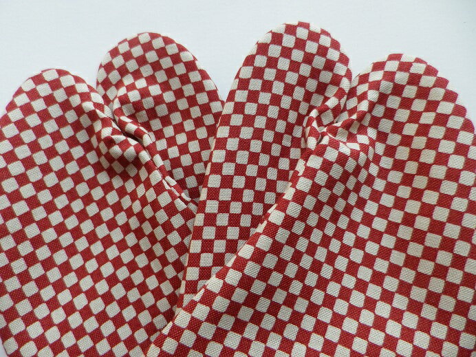 【25.0cm〜】市松（赤） 4枚コハゼ 柄足袋 市松柄 和柄 日本製 手づくり