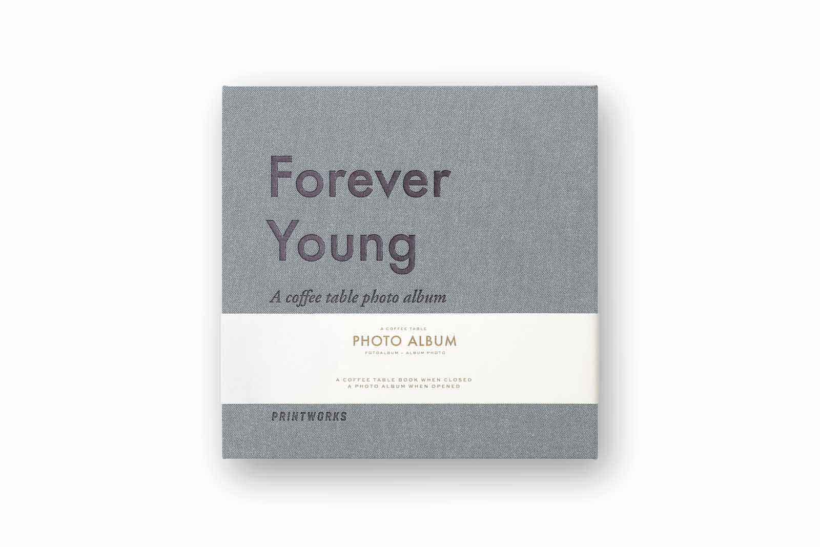 【在庫限り】【再入荷なし】 PRINTWORKSプリントワークス フォトアルバム Sサイズ Forever Young【北欧雑貨 アルバム フォトブック 写真 イラスト インテリア おしゃれ モノクロ シンプル モノトーン スウェーデン 本】