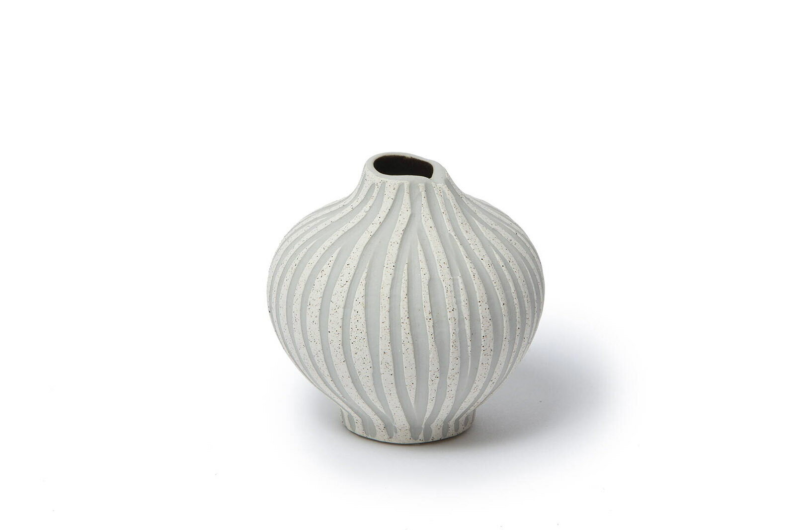 LINDFORMリンドフォーム　フラワーベース/一輪挿し　LINE　サンドホワイトストーンストライプ　Sサイズ【北欧雑貨 インテリア 花瓶 フラワーベース 一輪挿し 置物 おしゃれ モノトーン 観葉植物 グリーン ハンドメイド 陶器 陶磁器 リビング雑貨】
