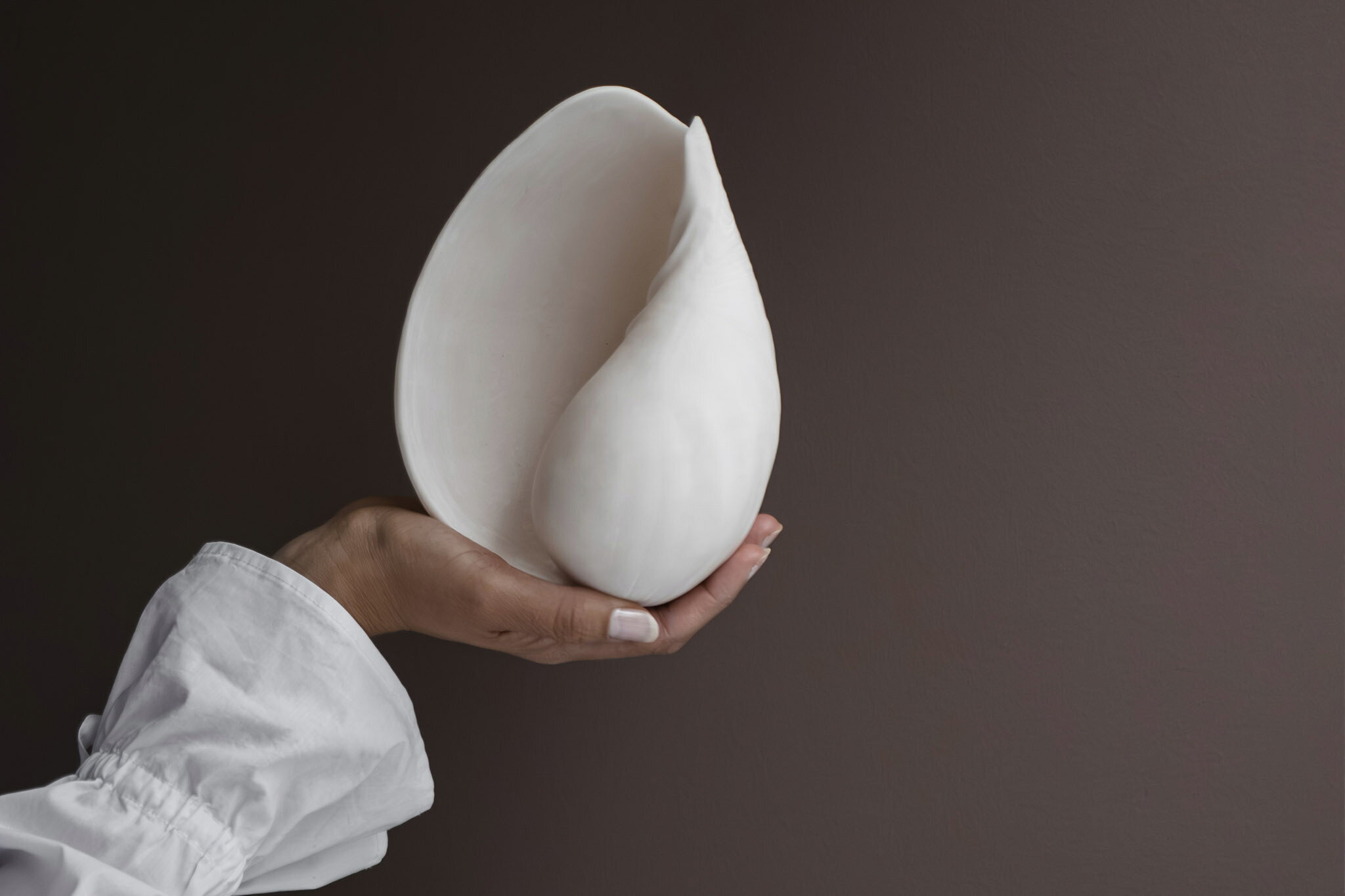 Mette Ditmer 美しいシェルモチーフのオブジェ CONCH 高さ11cm 置き物 貝殻 デコレーション 西海岸 ヨーロッパ 北欧インテリア 北欧雑貨 デンマークブランド ミニマルデザイン シンプルモダン おしゃれ ナチュラル