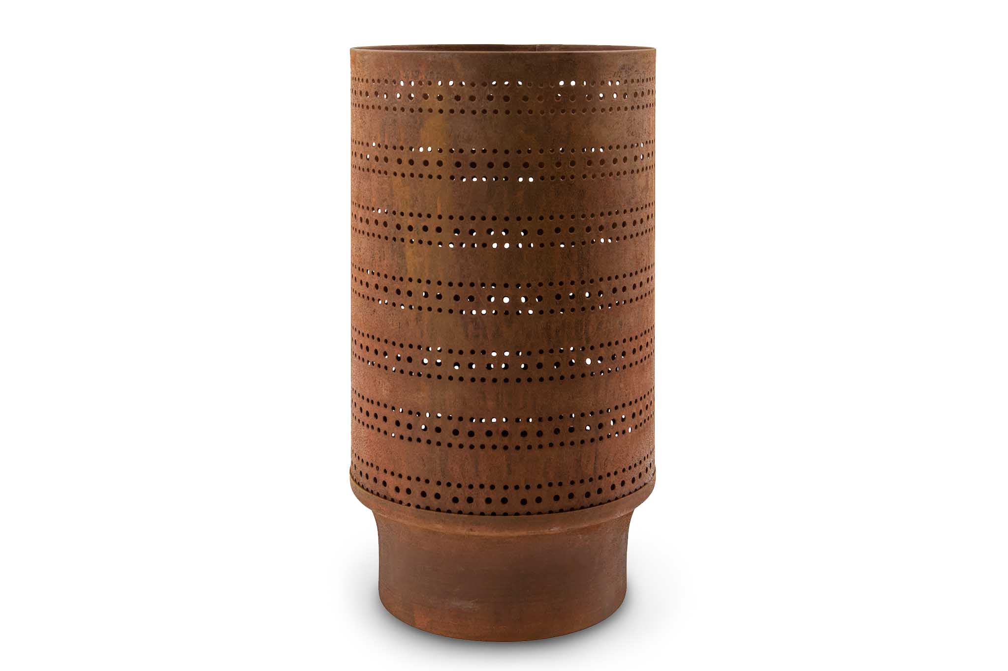 house doctor　ハウスドクター　ユニークな穴あきパターンのラスティック仕上げキャンドルホルダー　【北欧雑貨 インテリア おしゃれ シンプル モダン モノクロ モノトーン クラシック ナチュラル 置物 オブジェ デコレーション ティーライトキャンドルホルダー ランタン】