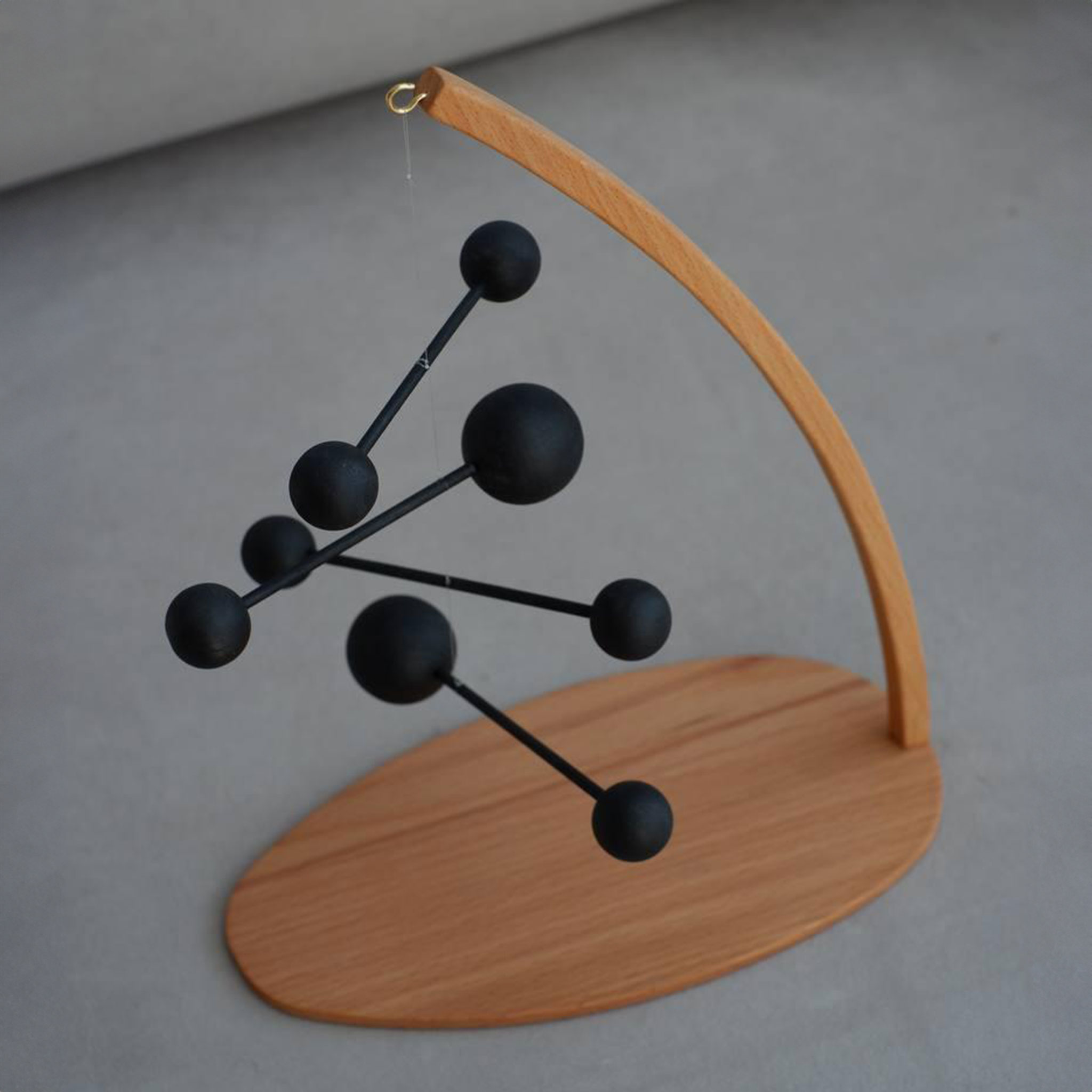 KINETIC LEVI キネティック レヴィ インテリアモビール Simon キネティックレビ インテリア 天然木製 ウッド 置き型 オブジェ 置物 アート デザイン おしゃれ おすすめ インテリア雑貨 北欧 空間演出 オブジェ 動くインテリア [2]