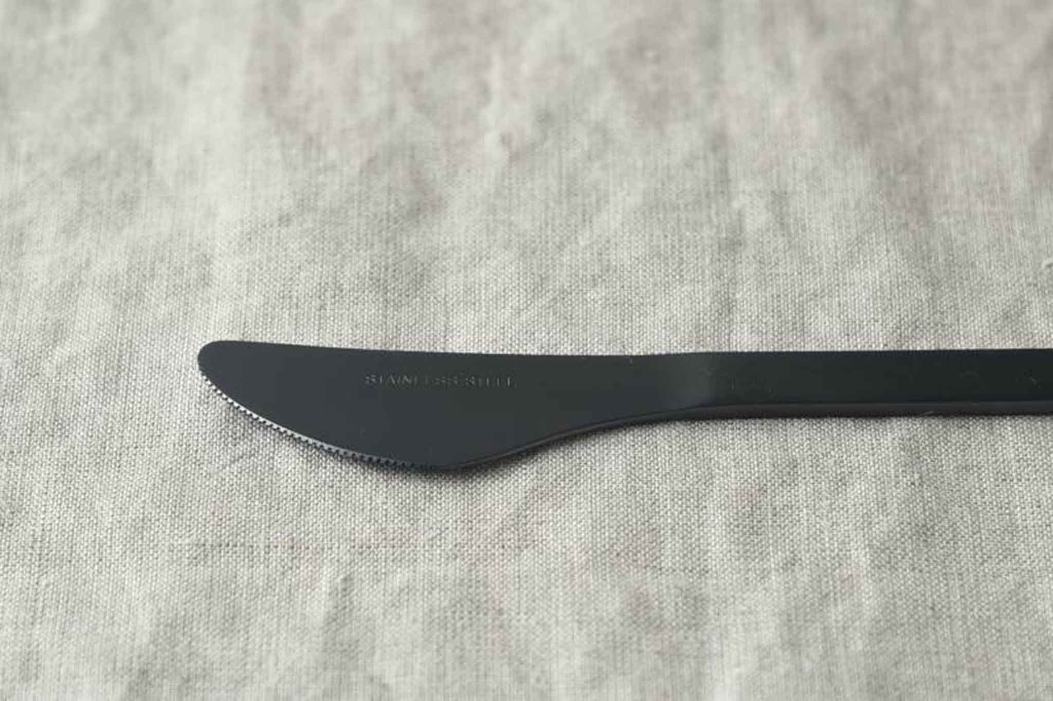 CHLOROS (クロロス)の燕三条　機内食カトラリー　ナイフ　ステンレス　ブラックマット　【北欧 食器 カトラリー シンプル おしゃれ 佐藤金属興業 SALUS セーラス 日本製 ナイフ ステンレス カフェ 燕三条 ノワール】｜アングル2