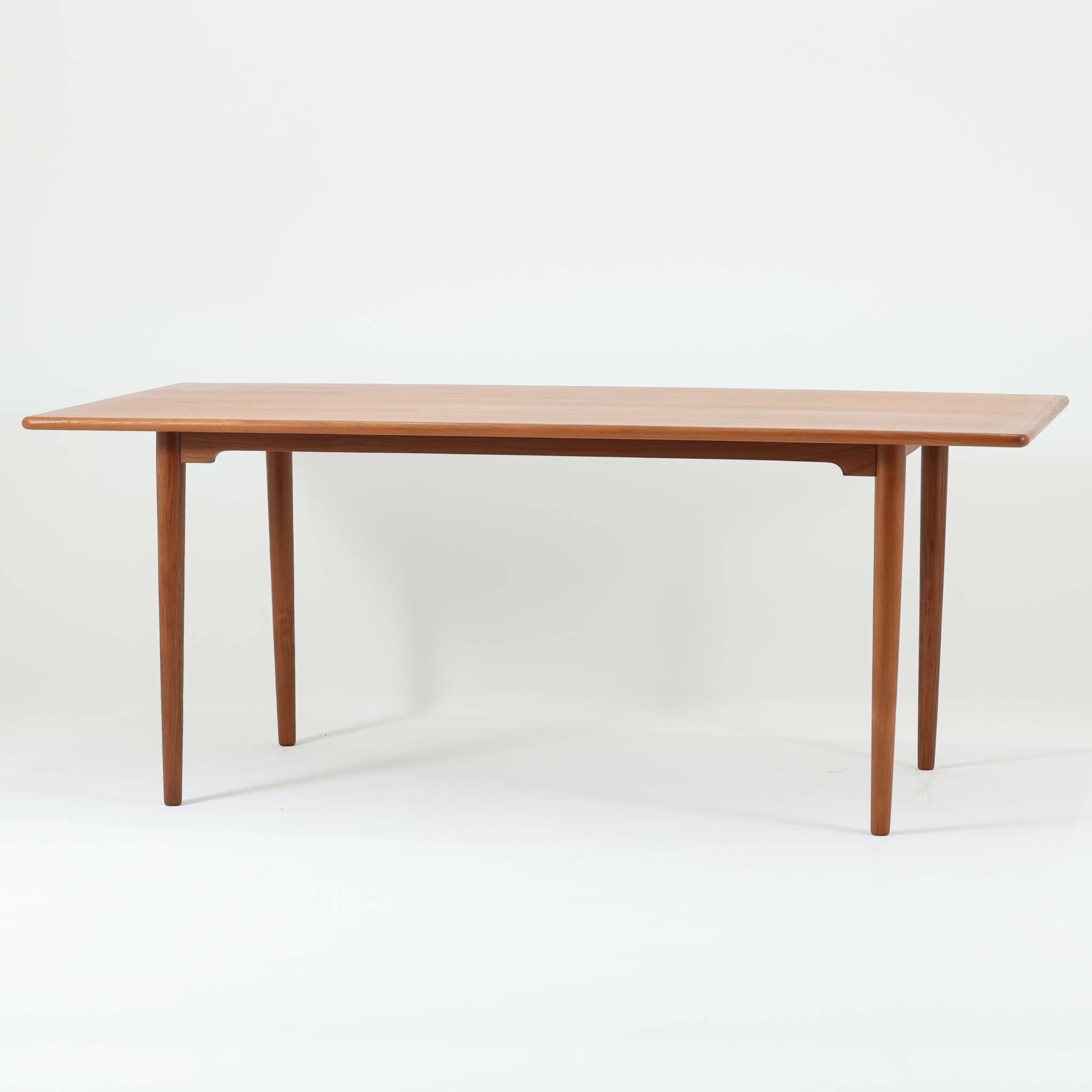 【訳ありアウトレット品】Foundation ダイニングテーブル 180cm / teak ダイニングテーブル 4人用 6人用 北欧家具 デザイン チーク無垢材...