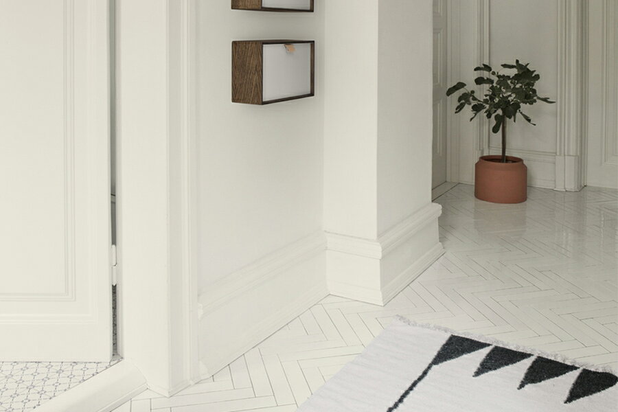 【在庫限り】【再入荷なし】 ferm LIVINGファームリビング ウール&コットン キリムラグ L 140×200cm Black Lines【北欧 デンマークブランド おしゃれ モノトーン シンプル リビング 壁掛け タペストリー 玄関マット フロアマット】