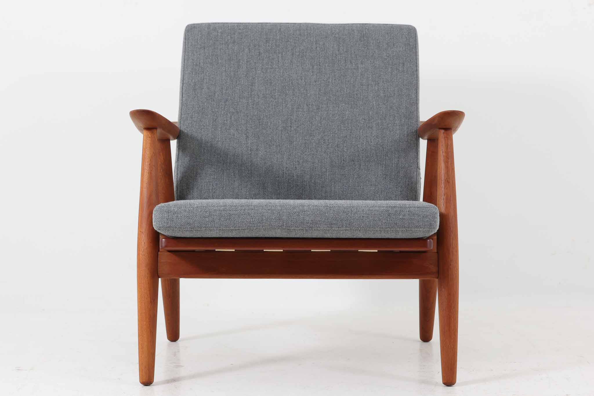 Hans J.Wegner(ハンス・J・ウェグナー) GE270 シングルソファ チーク材 GETAMA/ゲタマ【デンマーク製 1人掛けソファ 1P ラウンジチェア アンティーク 北欧インテリア デザイナー おしゃれ リビング】 [2]