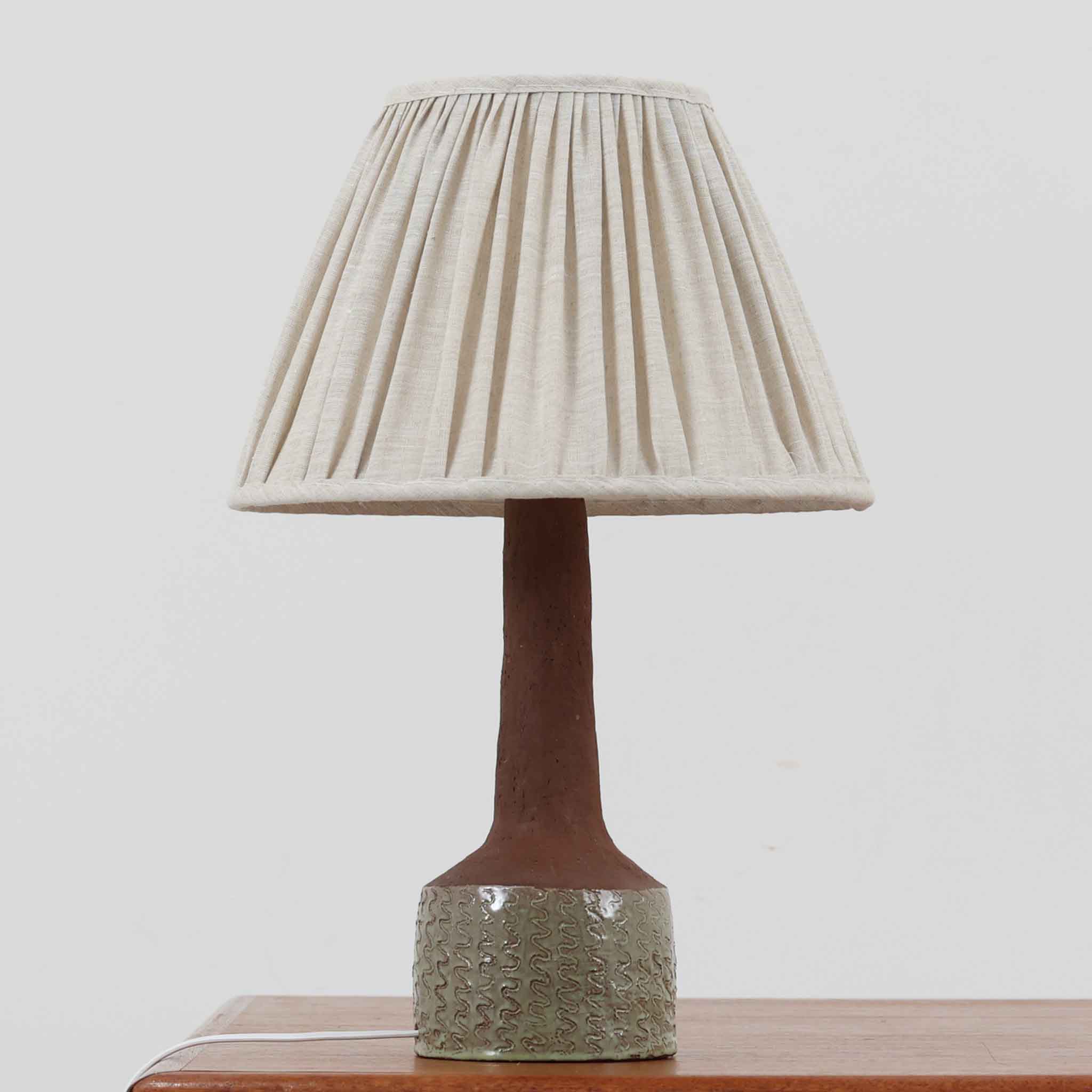 樂天商城 - テーブルランプ Studio Pottery 大きめ 高さ50cm デンマーク製 北欧ビンテージ照明 陶器ランプ 卓上ライト 北欧照明 間接照明 インテリアランプ レトロモダン