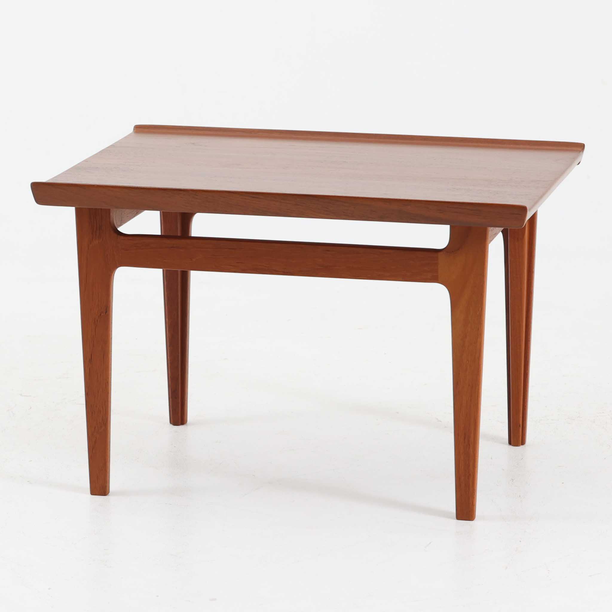 Finn Juhl サイドテーブル FD635 チーク無垢 幅60cm France & Son フィン・ユール フランス＆サン デン..