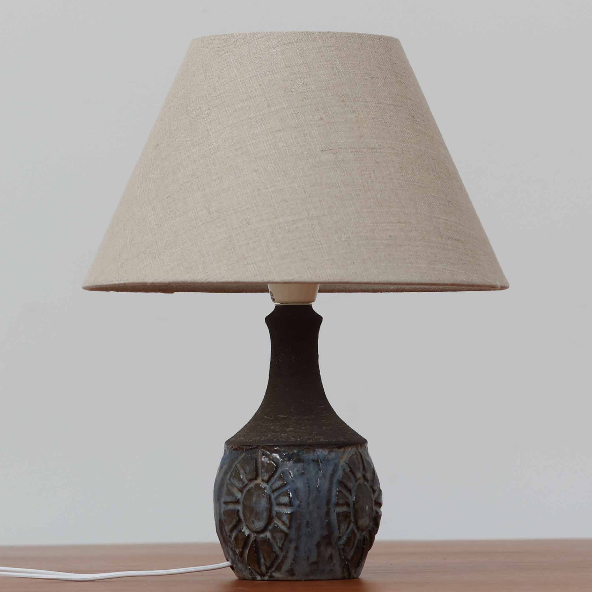 Other - Chris Haslev テーブルランプ 高さ32cm Jeti デンマーク製 北欧ビンテージ家具 北欧照明 陶器レリーフ 温かい光 間接照明 レトロインテリア 手仕事の質感
