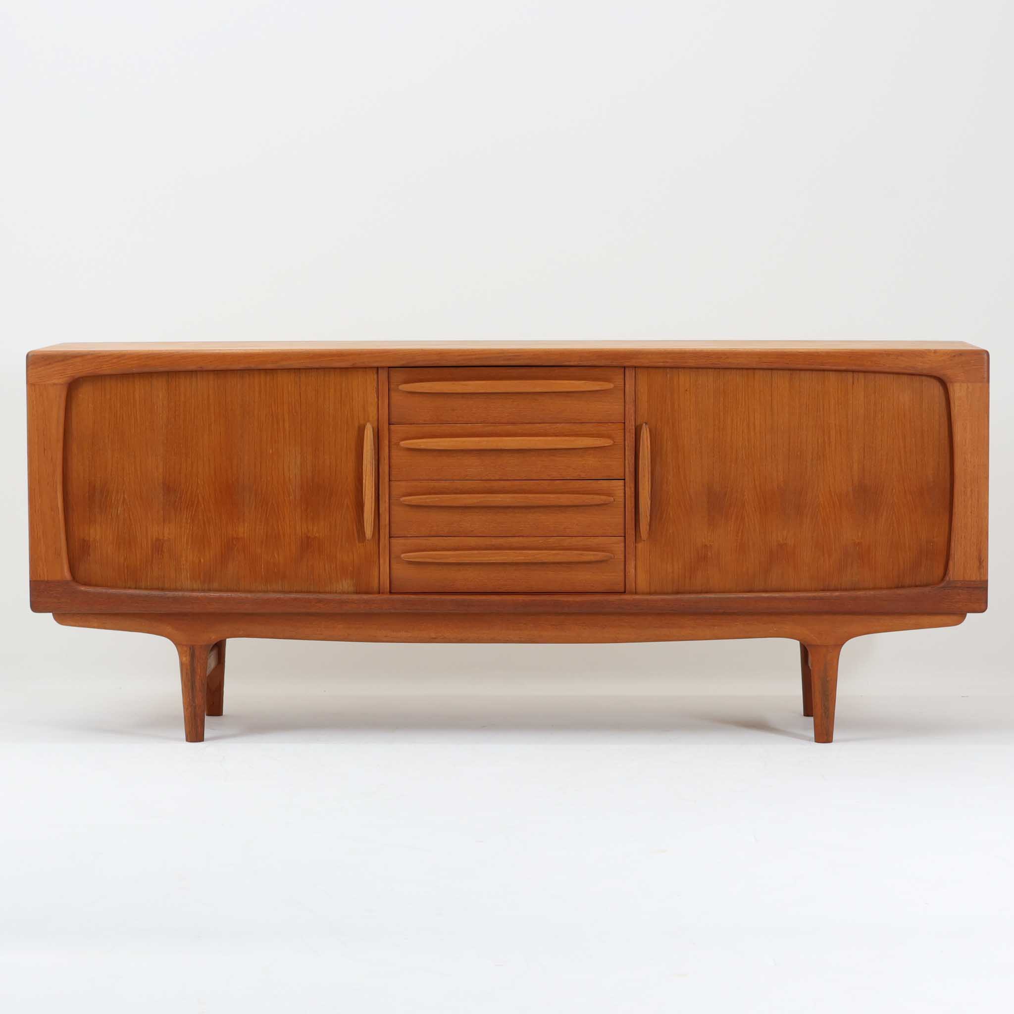 Johannes Andersen サイドボード 蛇腹扉 チーク 幅200cm C.F.C. Silkeborg ヨハネス・アンダーセン CFCシルケボー デンマーク製 北欧ビンテージ家具 北欧家具 木製 収納家具 リビングボード キャビネット