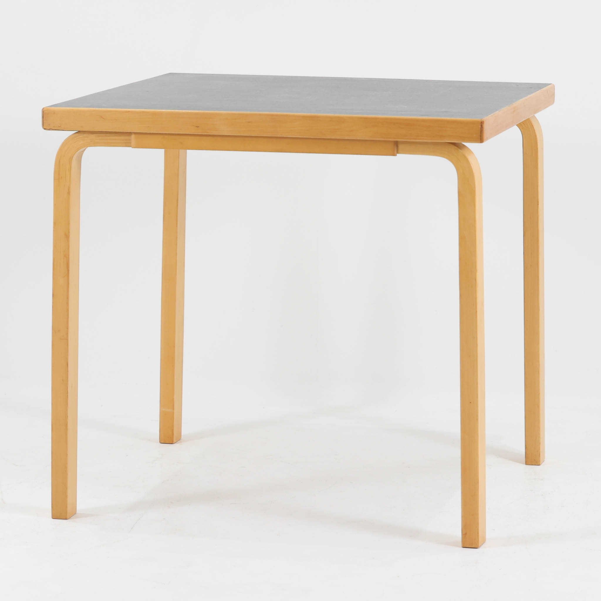 Rakuten - Alvar Aalto 正方形ダイニングテーブル 81C バーチ×リノリウム 幅75cm Artek アルヴァ・アアルト アルテック フィンランド製 北欧ビンテージ家具 曲木テーブル 木製テーブル 正方形机 食卓机 ワークテーブル 名作家具