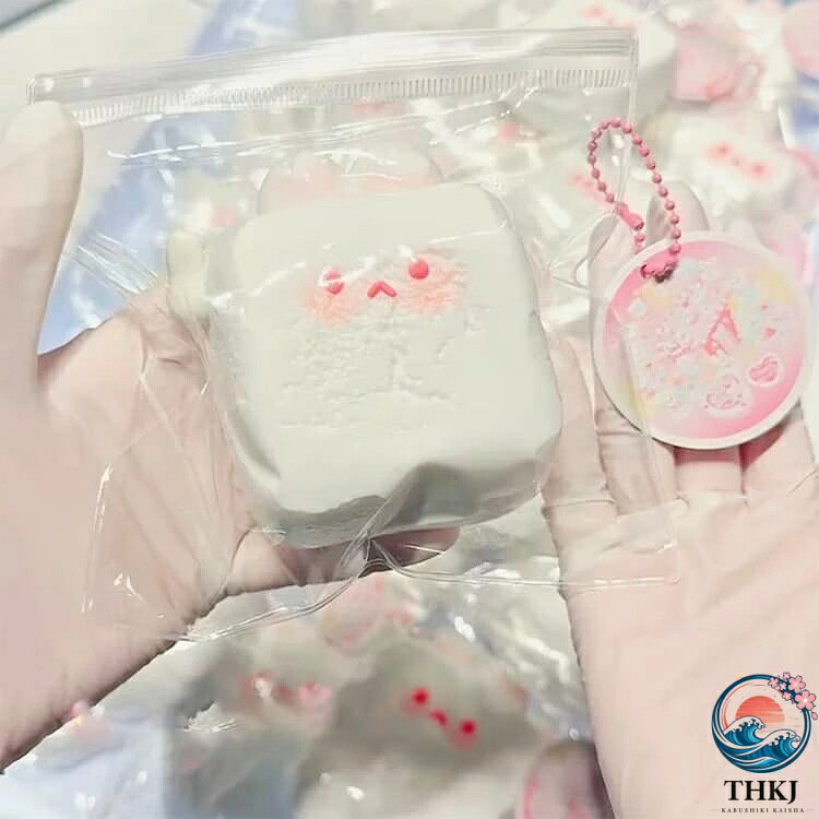 【全品2点で5%OFF】肉球 ぬいぐるみ スクイーズ 感触 かわいい うさぎ 小サイズ プッシュ 大サイズ 餅 大福 ぷにぷに ふわふわ 低反発 おもちゃ 握る ストレス解消 もちもち おしゃれ オシャレ Y2K 減圧食品サンプル 握って遊ぶ お菓子 デザート そっくり chocotto-10053343 chocotto+(ちょこっとぷらす) サンプル画像3