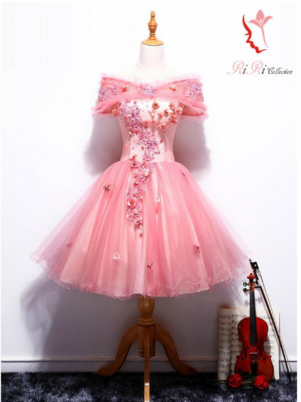 ウェディングドレス サーモンピンク 編上げ オフショルダー 肩掛け ドレス 結婚式 刺繍 プリンセスライン ミニドレス 二次会 パーティードレス ビス マタニティウエディングドレス 演奏会 お嫁さん 発表会 花嫁 冬