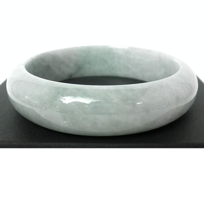 ★翡翠バングルブレスレット【高級ミャンマー産】内径:約18〜19.0cm (ジェダイト、ジェイド、硬玉、Jadeite、Jade) パワーストーン ブレスレット 天然石 ブレスレット 金運祈願 ブレスレット 商売運祈願 悪運除去祈願 魔除け祈願