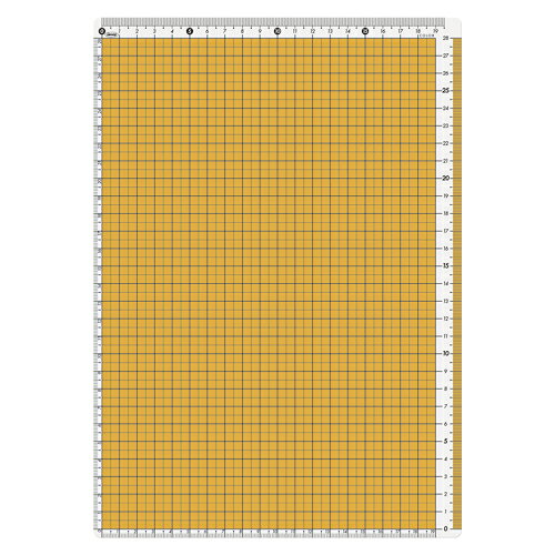 ●入数：1枚 ●本体サイズ：縦297×横210mm A4判 ●材質：PP ●セット付属品：目盛付 ●外寸：縦297×横210●厚：0．6mm●材質：PP