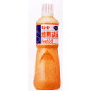 【業務用】◆大人気◆★QP（キューピー）焙煎胡麻（ばいせんごま）ドレッシング（業務1L）★業務用ドレッシング※冷凍便は不可（U）【0908お得10】10P20Feb09 超人気 ●内容量・メーカー：1リットル、キューピー イチオシのドレッシングです。すりたてのいりゴマをふんだんに 使用し、ゴマの風味と旨みを生かした醤油ベースの乳化液状 ドレッシングです。クリーミィタイプなので肉料理のソースや あえものなどにもピッタリ。 送料別（冷凍便は同梱不可なのでご注意を！）。 原材料：食用植物油脂・しょうゆ・醸造酢・砂糖 ごま・香辛料・しいたけエキス・食塩・卵黄・ 調味料（アミノ酸等） 卵黄増粘剤（キサンタンガム）・甘味料（ステビア） （原材料に卵・乳・大豆などを含む可能性があります）