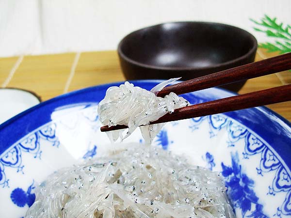 生しらす どろめ 四国産 100g×2袋セット ドロメ 生シラス カタクチイワシの稚魚 土佐の酒肴 どろめ祭り 高知 赤岡 三杯酢 国産 天然 生しらす丼