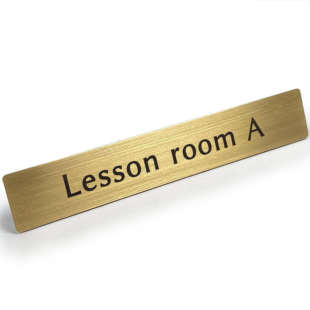真鍮 ドア サイン プレート 「 Lesson room A 」レッスンルーム 練習室 部屋番号 ルームナンバー ステッカー シール 12cm x 2cm