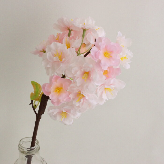 桜スプレー　　　　　　　　　　　　　花材 アレンジ 材料 資材 趣味 手芸 雑貨 装飾 飾り ディスプレイ デコレーション ハンドメイド クラフト アート おしゃれ 素敵 かわいい 癒し 彩り さくら フェイク 枝 お花 cherry blossoms sakura