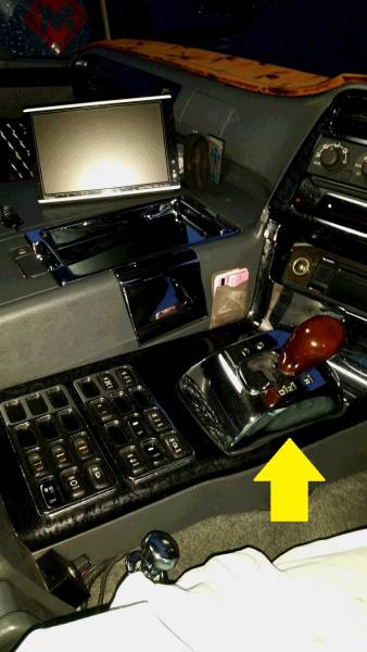 FUSO スーパーグレート　シフトカバー　交換タイプ★高級クロームメッキ仕様★