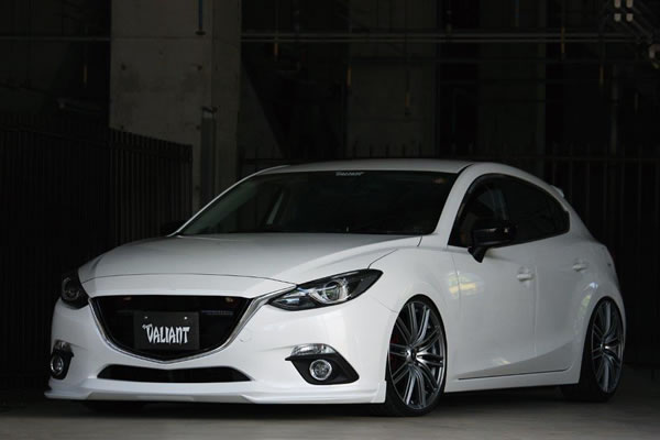 アクセラ BMEFS 前期　フロントグリル ヴァリアント ガレージベリー