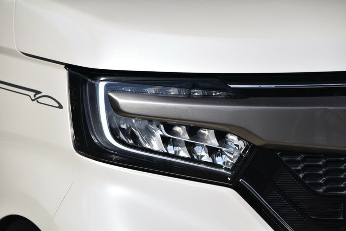 N-BOX　カスタム　JF3/JF4　前期　アイライン　GLANZ Butterfly System/バタフライシステム