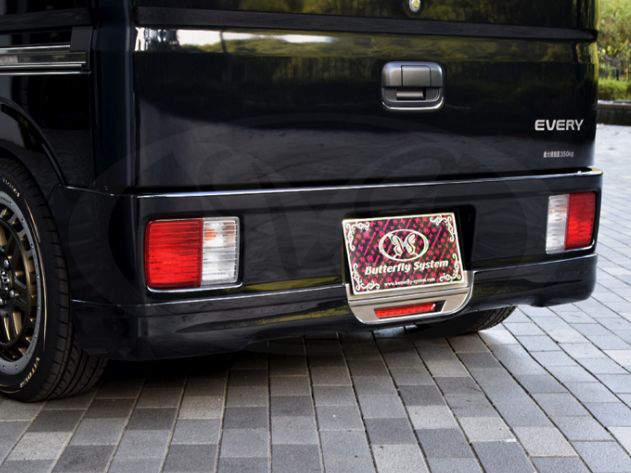 エブリィバン　17V　リアハーフスポイラー　塗装済　GLANZ Butterfly System/バタフライシステム