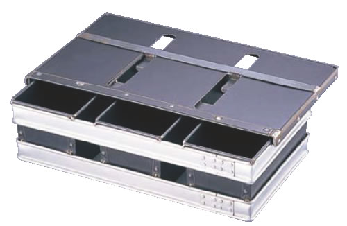 スルトン トライプラス 2斤食パン型 3連結 (蓋付) 【製パン用品】【業務用】