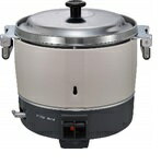 　新品・送料無料！ リンナイ製　業務用炊飯器　RR-300C 製品仕様一覧表 ■型式 RR-300C ■ガス消費量13A 5.52kw(4,750kcal/h) ■外寸 (mm) W492×D423×H426 ■ガス消費量LPG 5.54kw(0.40kg/h) ■炊飯能力 最大6.0L:最小2.0L ■質量 12.5kg ■点火方式 圧電点火式 ■ガス接続 TGφ13,LPGφ9.5ガス用ゴム管 厨房商品全て承ります。 お気軽にお問い合わせください。 メールはこちら