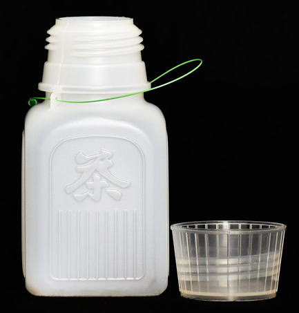 駅弁のレトロお茶容器 ハニー ポリ茶瓶 ナイロン製ツル付 TA-1 本体+キャップセット 500本入 空 ペットボトル 使い捨て テイクアウト