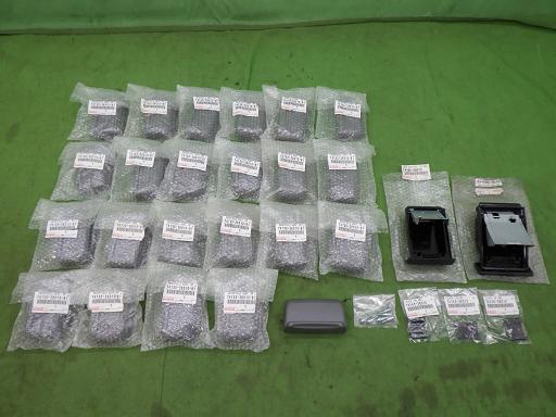 乐天商城 - 【中古】トヨタ バス用 灰皿 24点