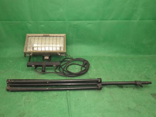 Rakuten - 【中古】社外 投光器 難あり