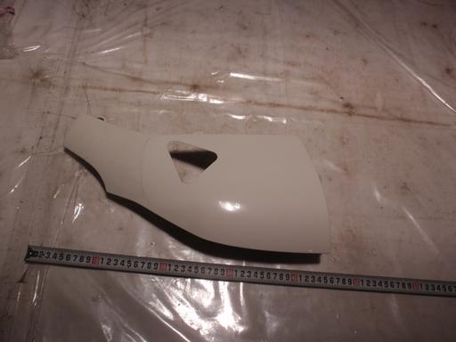 【未使用】車種不明 コーナーパネル 白