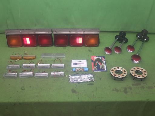 樂天商城 - 【中古】デコトラ トラックパーツ テール ホーン LEDマーカー等 セット