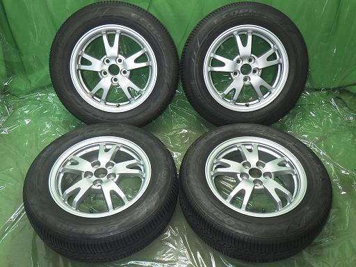 【中古】BRIDGESTONE プリウス 純正 15インチ ブリヂストン エコピアEP25
